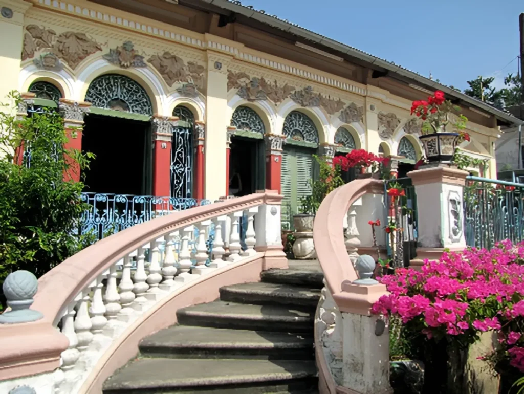 Nhà cổ Bình Thủy – Viên ngọc kiến trúc Pháp giữa lòng Cần Thơ