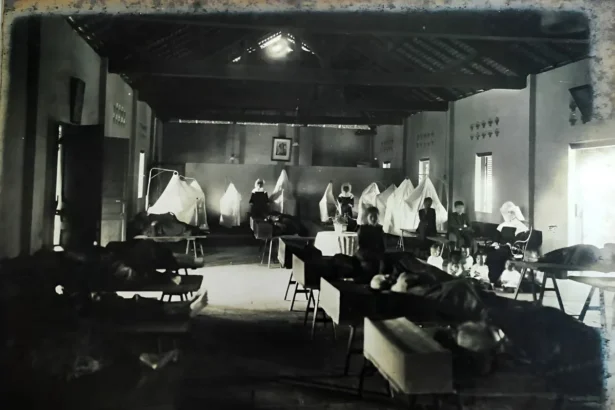 Phía trong bệnh viện Gia Định