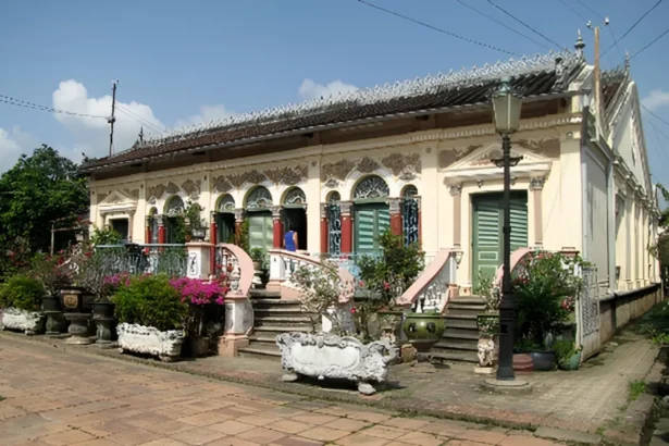 Nhà cổ Bình Thủy – Viên ngọc kiến trúc Pháp giữa lòng Cần Thơ